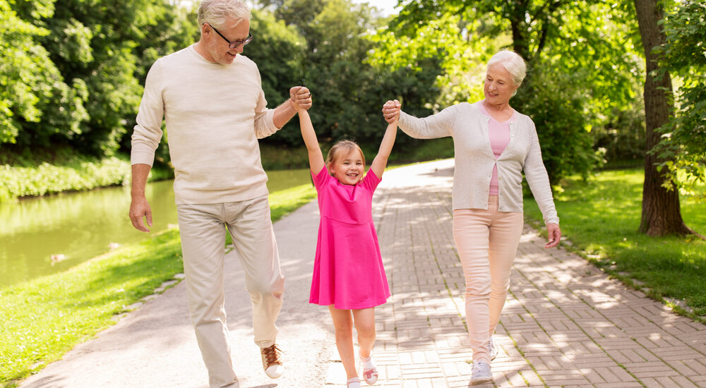Warum ist der Kontakt zu Oma und Opa so wichtig?